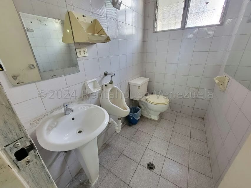 Comercial (Local Comercial) en Venta en Los Rosales, Distrito Metropolitano - 15