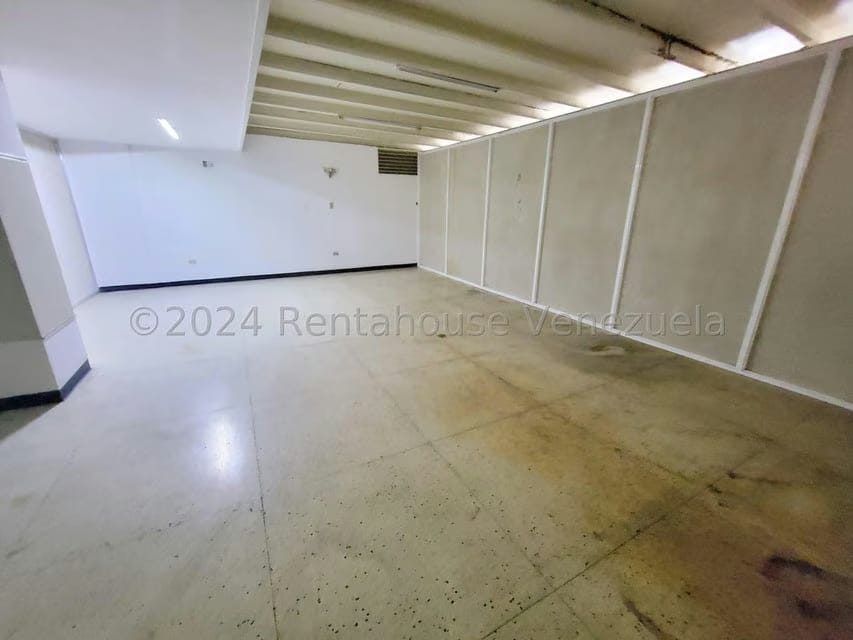 Comercial (Local Comercial) en Venta en Los Rosales, Distrito Metropolitano - 4