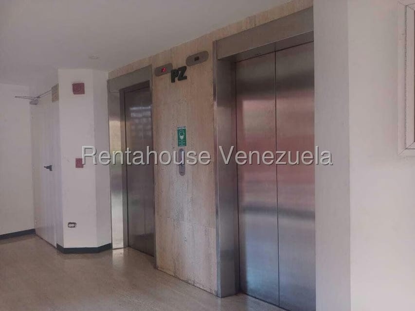 Apartamento (1 Nivel) en Venta en Boleita Norte, Distrito Metropolitano - 23