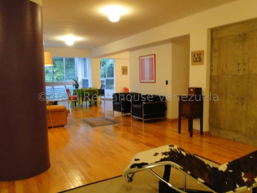 Apartamento (1 Nivel) en Venta en Cumbres de Curumo, Distrito Metropolitano - 8
