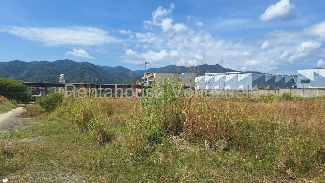 Terreno (Residencial) en Venta en Vega Arriba, Miranda - 11