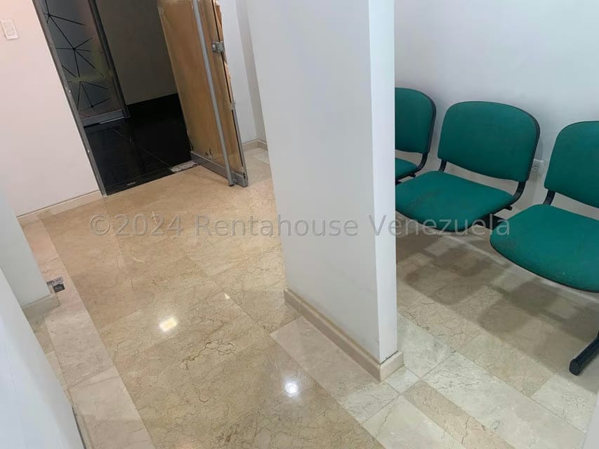Comercial (Oficina) en Alquiler en Macaracuay, Distrito Metropolitano - 18