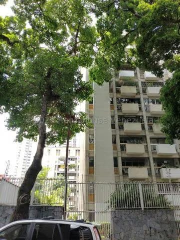 APARTAMENTO EN VENTA – ELENA MARIN NOBREGA