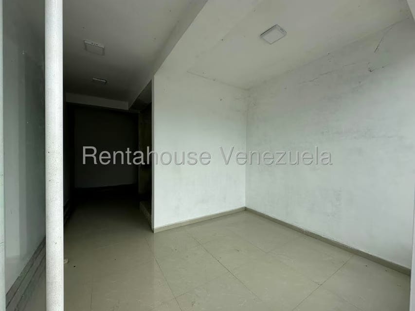 Comercial (Oficina) en Venta en El Limon, Aragua - 3