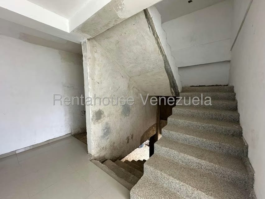 Comercial (Oficina) en Venta en El Limon, Aragua - 5