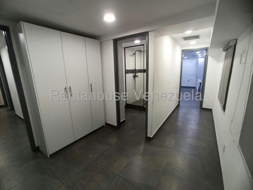 Comercial (Oficina) en Alquiler en Chacao, Distrito Metropolitano - 13