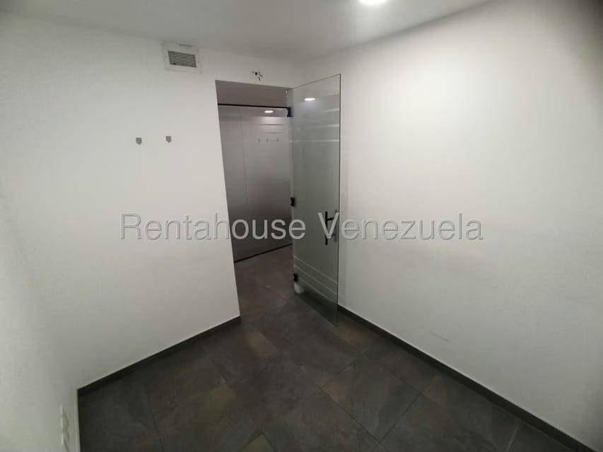 Comercial (Oficina) en Alquiler en Chacao, Distrito Metropolitano - 9