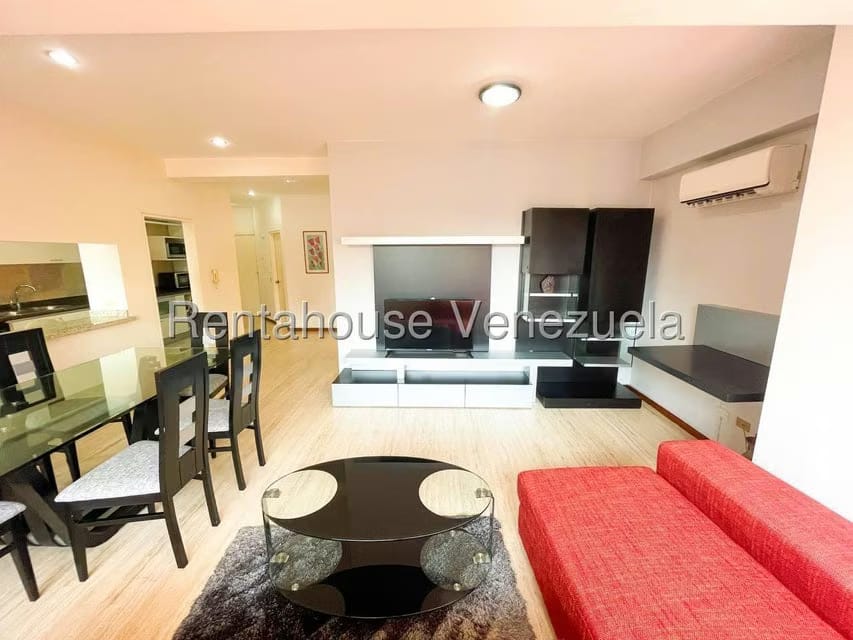 Apartamento (1 Nivel) en Alquiler en Campo Alegre, Distrito Metropolitano - 11