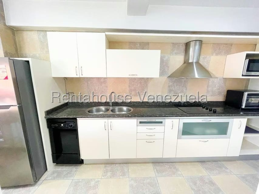 Apartamento (1 Nivel) en Alquiler en Campo Alegre, Distrito Metropolitano - 15