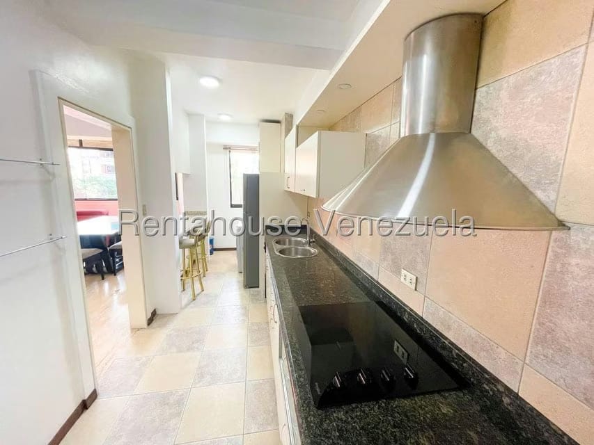 Apartamento (1 Nivel) en Alquiler en Campo Alegre, Distrito Metropolitano - 17