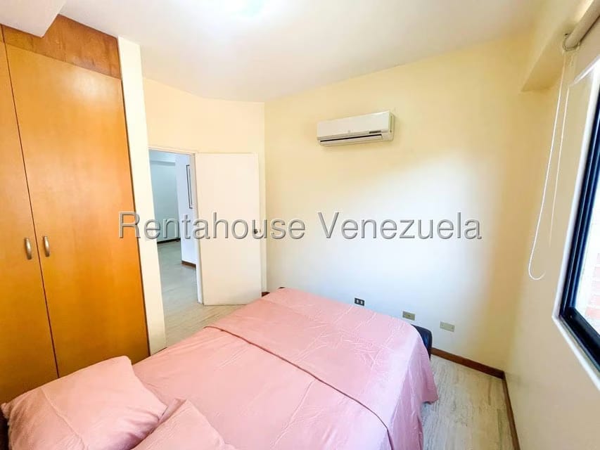 Apartamento (1 Nivel) en Alquiler en Campo Alegre, Distrito Metropolitano - 23