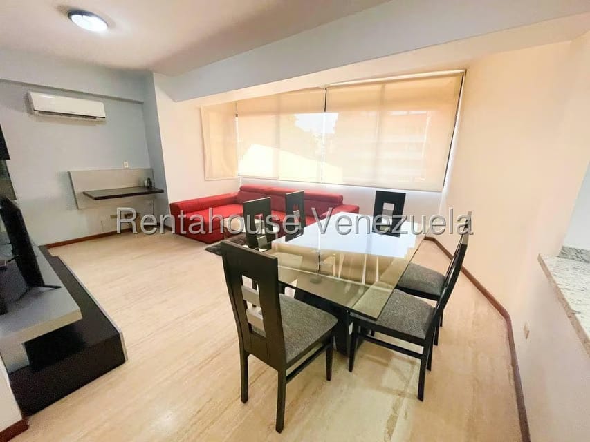 Apartamento (1 Nivel) en Alquiler en Campo Alegre, Distrito Metropolitano - 5