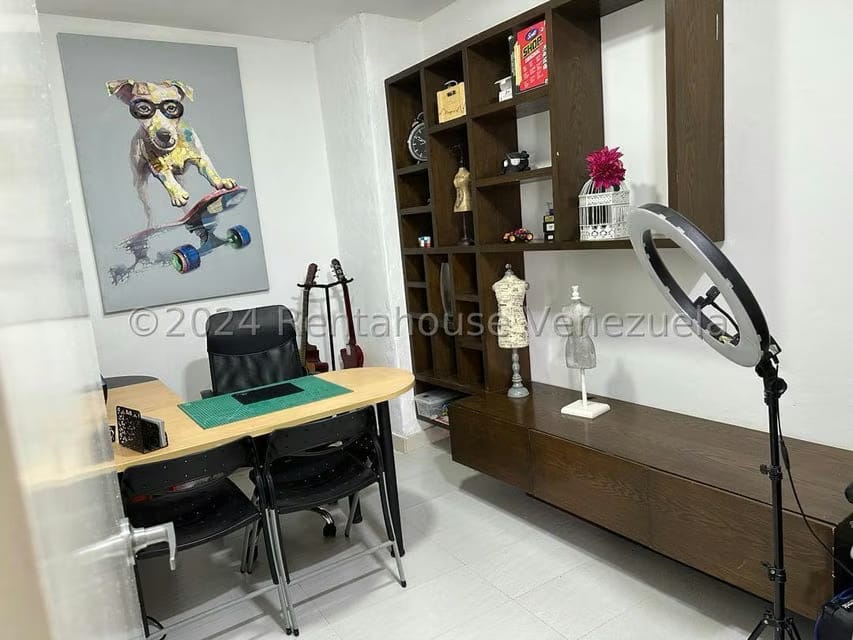 Casa (Multipes Niveles) en Venta en La Escondida, Distrito Metropolitano - 43