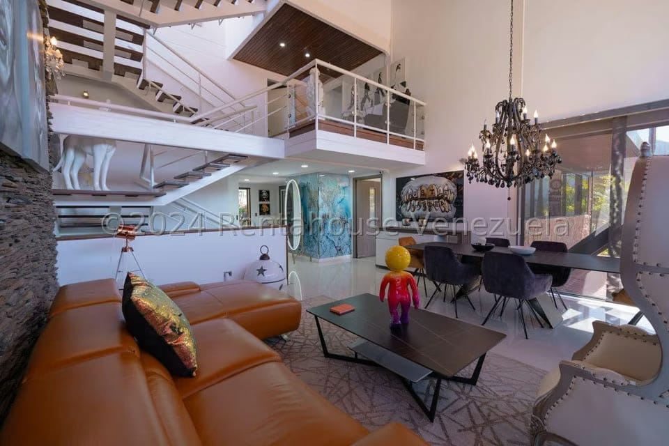 Casa (Multipes Niveles) en Venta en La Escondida, Distrito Metropolitano - 6