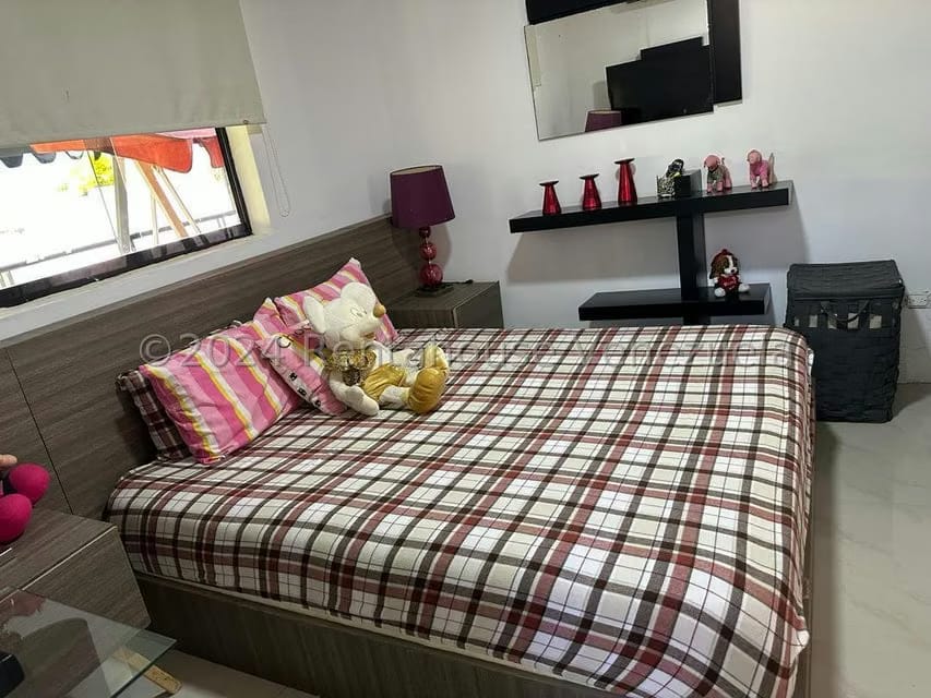 Casa (Multipes Niveles) en Venta en La Escondida, Distrito Metropolitano - 55