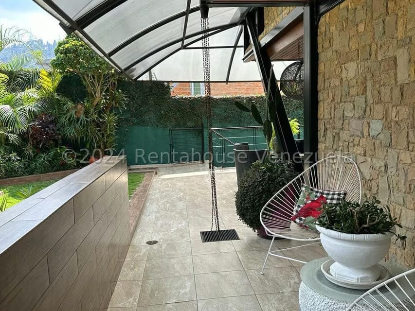 Casa (Multipes Niveles) en Venta en La Escondida, Distrito Metropolitano - 62