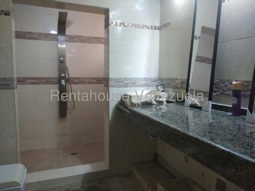 Casa (Casas de Campo) en Venta en Parcelamiento Cortada del guayabo, Miranda - 16