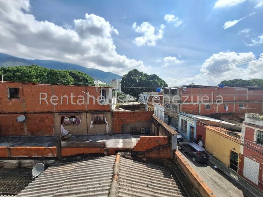 Casa (Multipes Niveles) en Venta en La Pastora, Distrito Metropolitano - 3