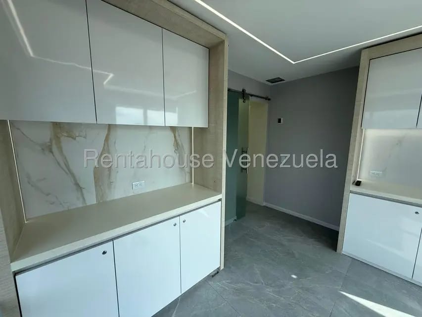 Comercial (Oficina) en Alquiler en Las Mercedes, Distrito Metropolitano - 11