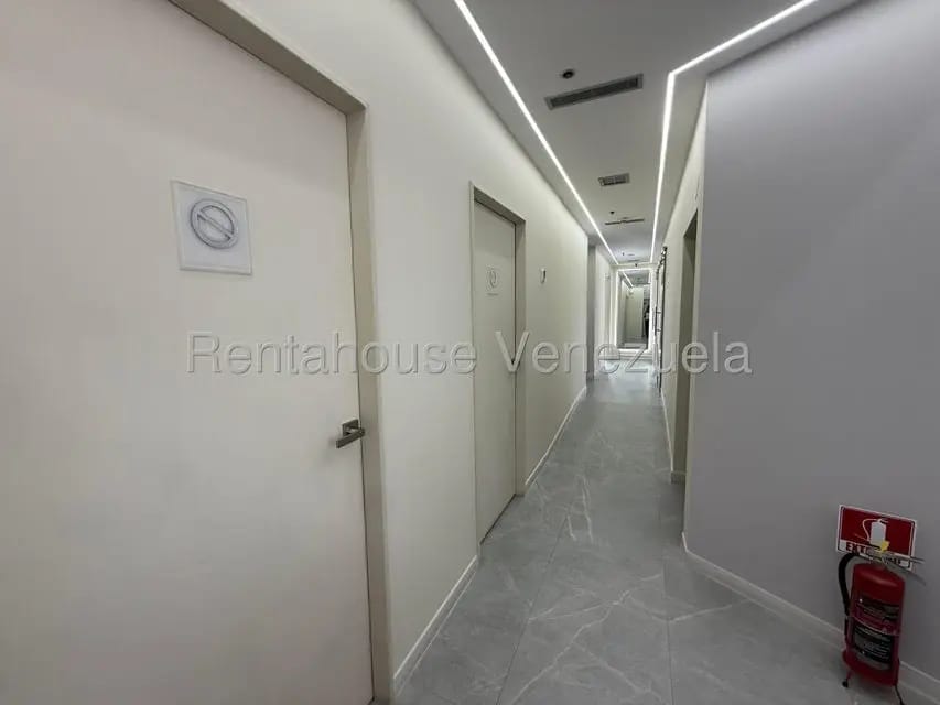 Comercial (Oficina) en Alquiler en Las Mercedes, Distrito Metropolitano - 8
