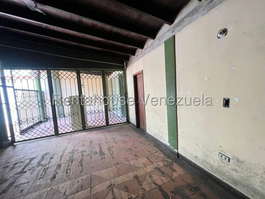 Comercial (Local Comercial) en Venta en Centro, Lara - 2