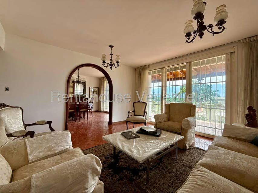 Casa (Multipes Niveles) en Venta en Santa Paula, Distrito Metropolitano - 6