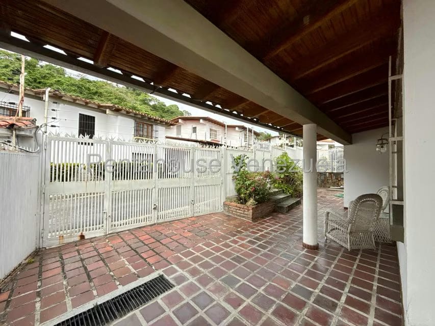 Casa (Multipes Niveles) en Venta en Santa Paula, Distrito Metropolitano - 54