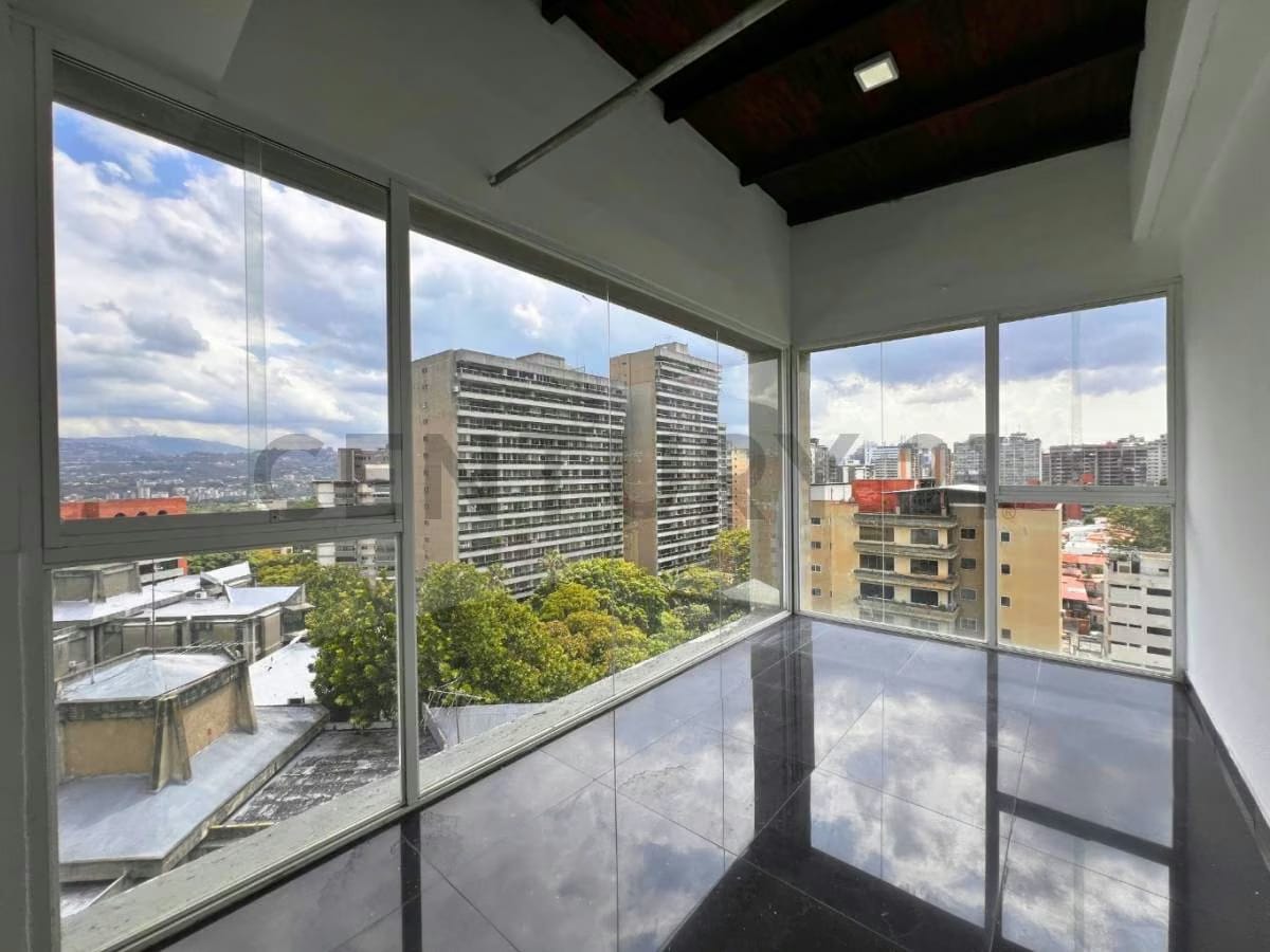 PH EN VENTA EN SEBUCAN, donde el Ávila y la ciudad se asoman en cada ventana - 24