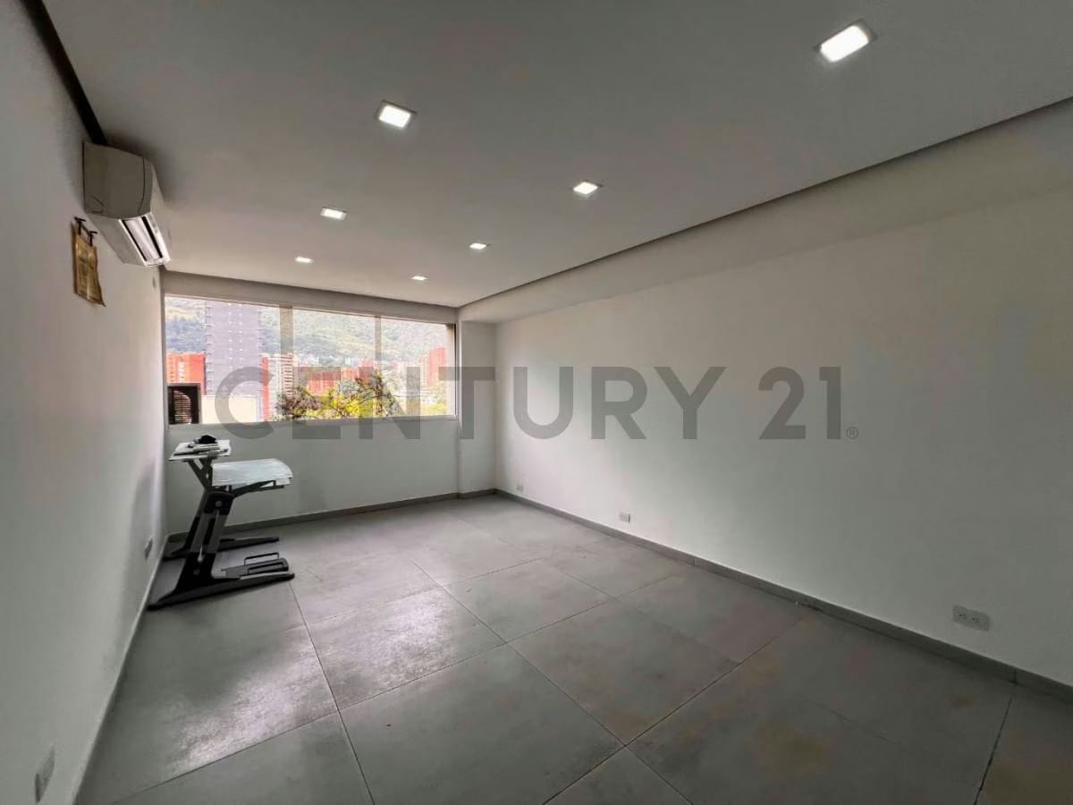 PH EN VENTA EN SEBUCAN, donde el Ávila y la ciudad se asoman en cada ventana - 10