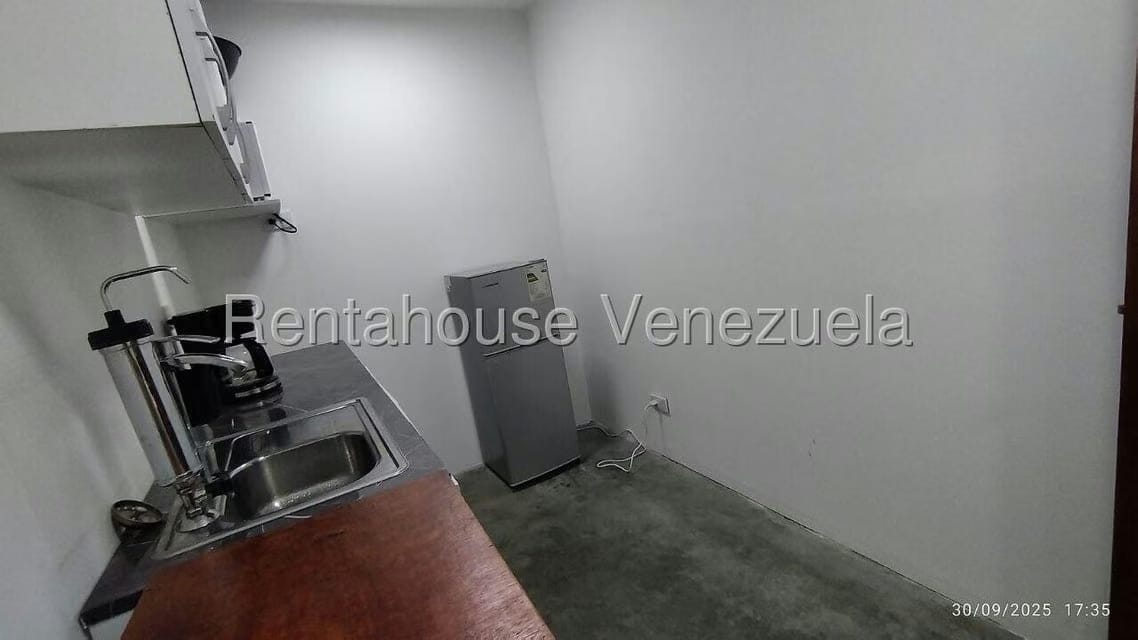 Comercial (Oficina) en Venta en Cerro Verde, Distrito Metropolitano - 12