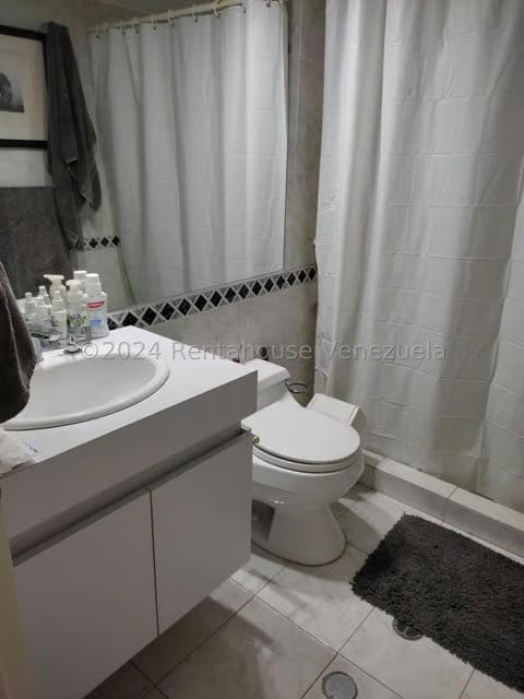 Apartamento (1 Nivel) en Venta en Lomas de La Lagunita, Distrito Metropolitano - 13