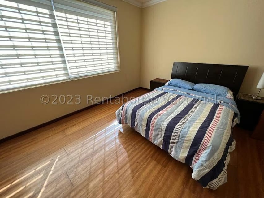Casa (1 Nivel) en Venta en Prados del Este, Distrito Metropolitano - 18