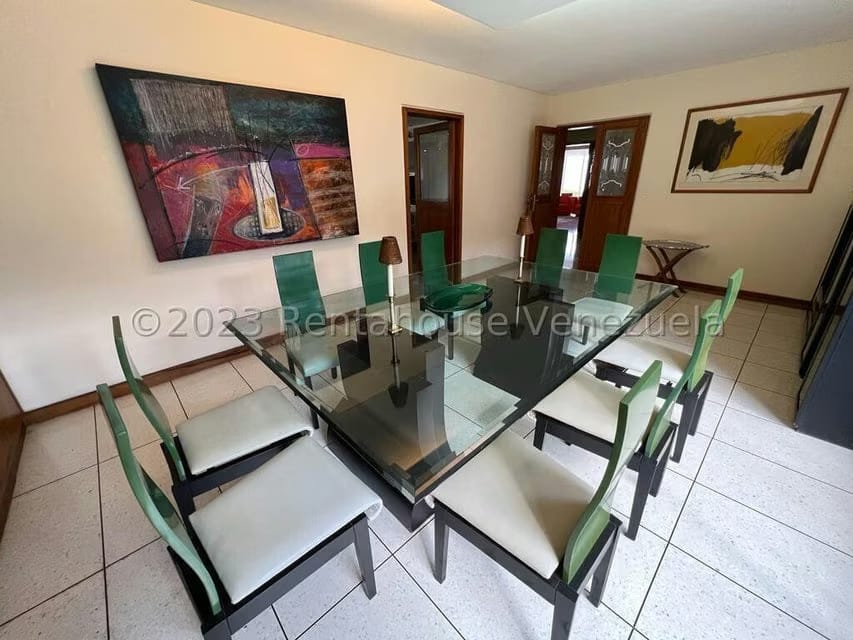 Casa (1 Nivel) en Venta en Prados del Este, Distrito Metropolitano - 7