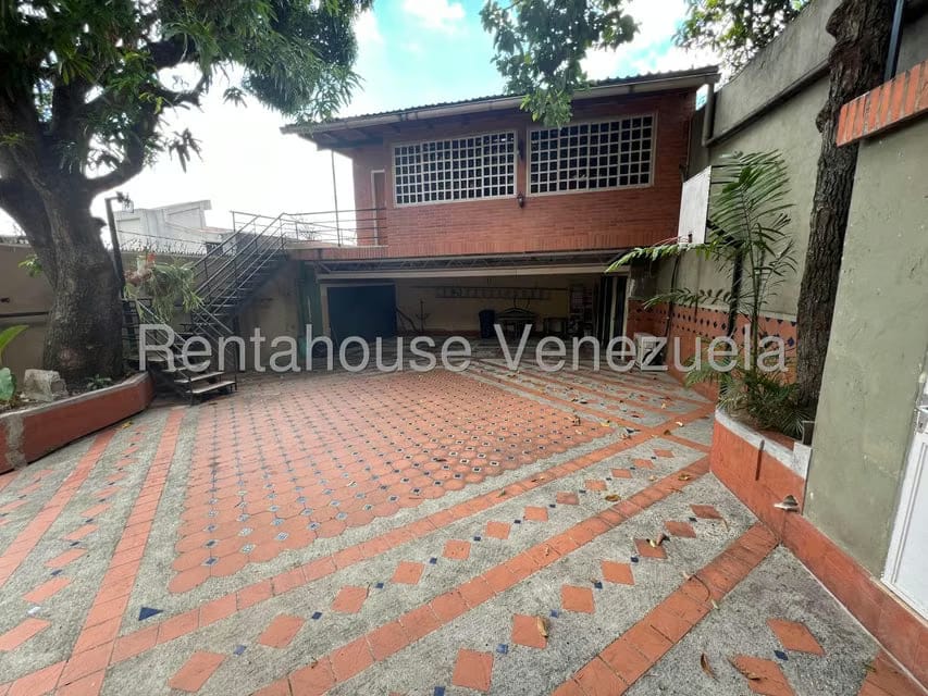 Casa (Duplex) en Venta en La Florida, Distrito Metropolitano - 24