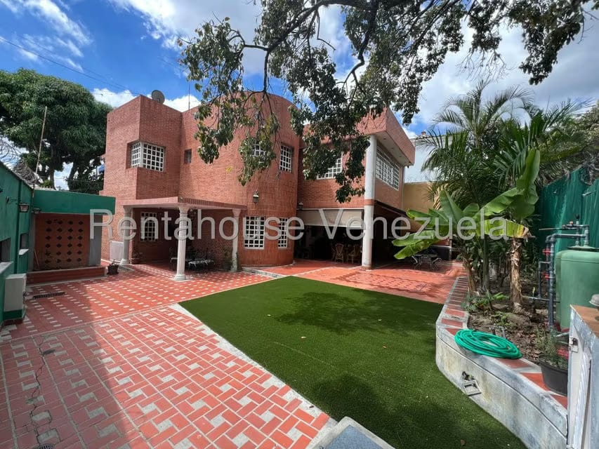 Casa (Duplex) en Venta en La Florida, Distrito Metropolitano - 26