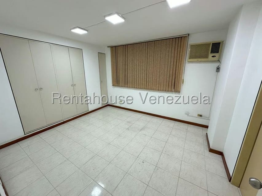Comercial (Oficina) en Alquiler en Las Mercedes, Distrito Metropolitano - 2