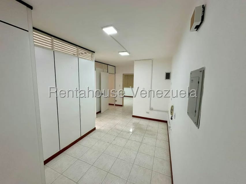 Comercial (Oficina) en Alquiler en Las Mercedes, Distrito Metropolitano - 5