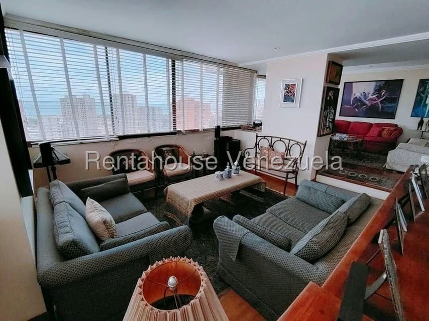 Apartamento (1 Nivel) en Venta en La Lago, Zulia - 11