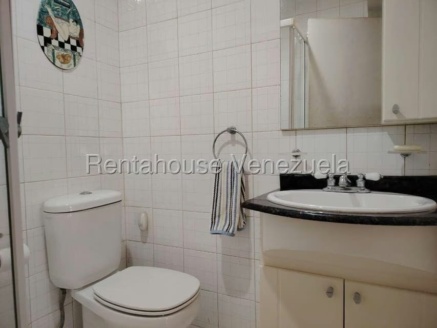 Apartamento (1 Nivel) en Venta en La Lago, Zulia - 12