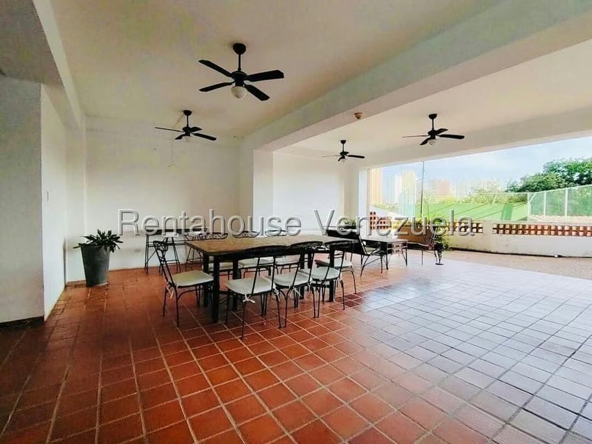 Apartamento (1 Nivel) en Venta en La Lago, Zulia - 51