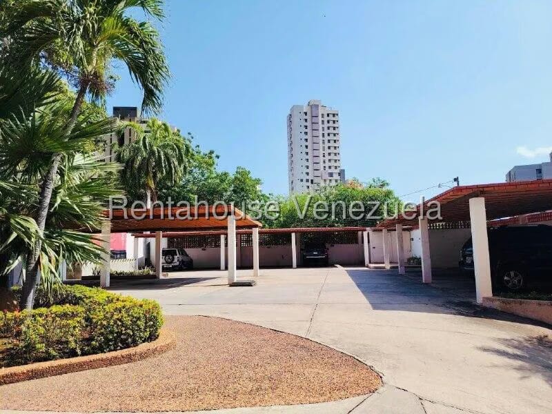 Apartamento (1 Nivel) en Venta en La Lago, Zulia - 55