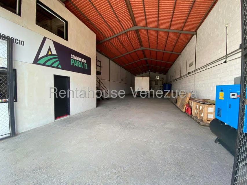 Comercial (Galpon - Deposito) en Venta en Miraflores, Portuguesa - 2
