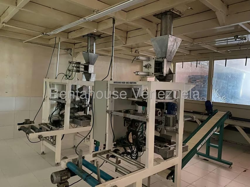 Comercial (Galpon - Deposito) en Venta en Miraflores, Portuguesa - 9
