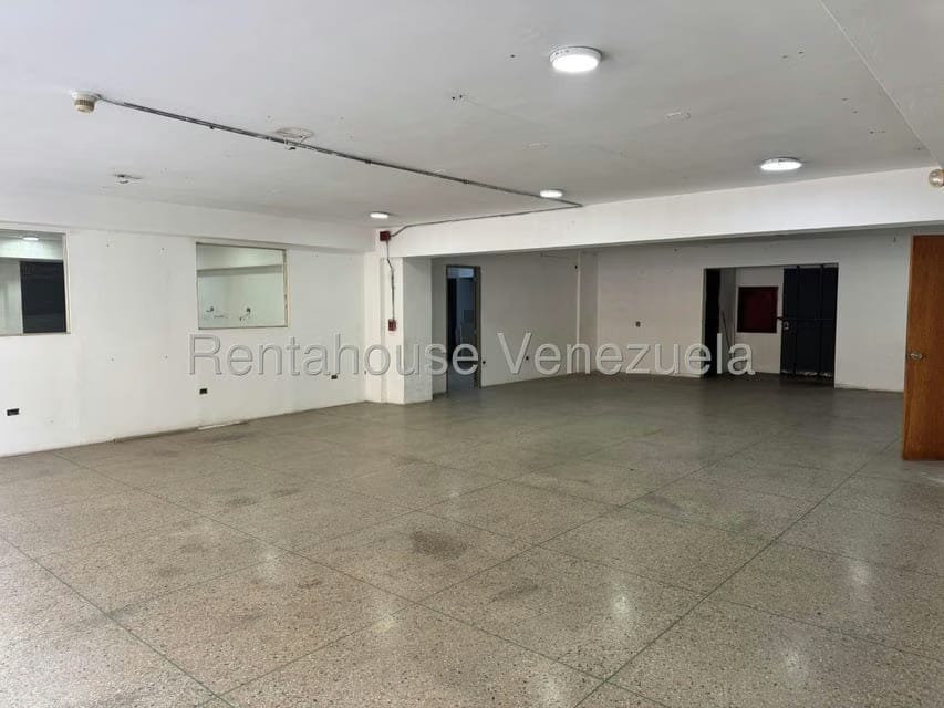 Comercial (Local Comercial) en Venta en Parroquia La Candelaria, Distrito Metropolitano - 14
