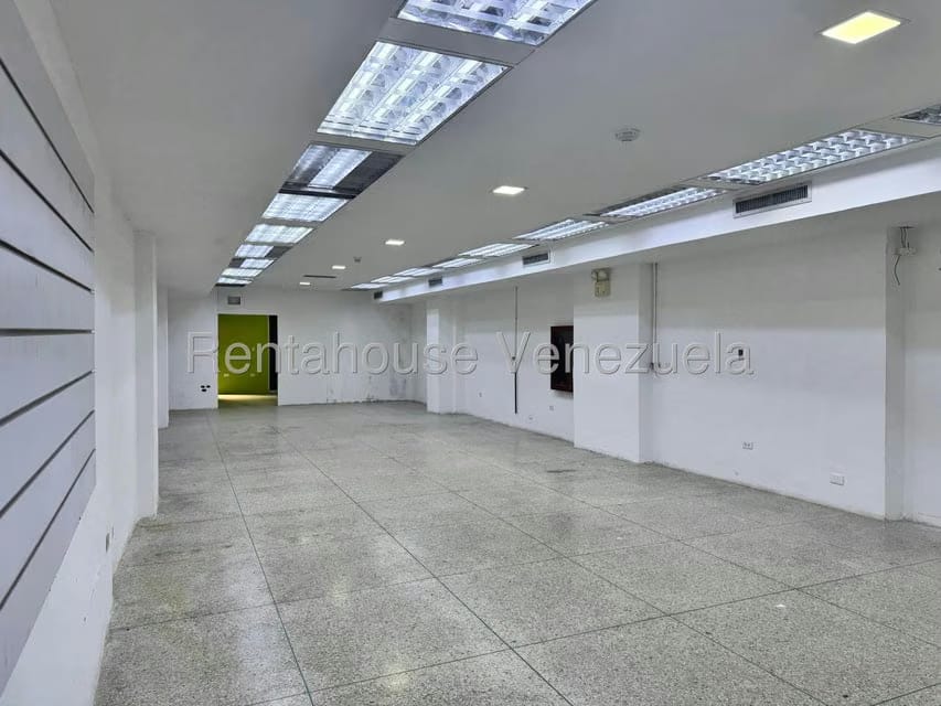 Comercial (Local Comercial) en Venta en Parroquia La Candelaria, Distrito Metropolitano - 9