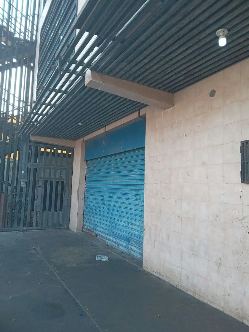 LOCAL COMERCIAL AV FUERZAS ARMADAS