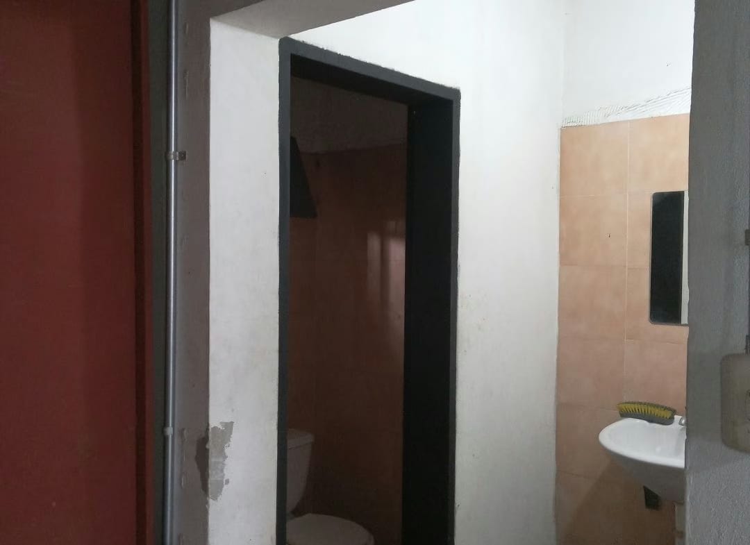 LOCAL COMERCIAL AV FUERZAS ARMADAS - 4