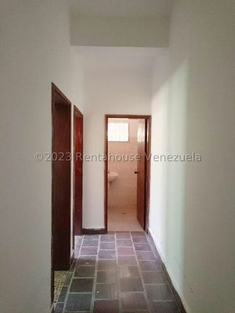 Terreno (Comercial) en Venta en Parque Caiza, Distrito Metropolitano - 12