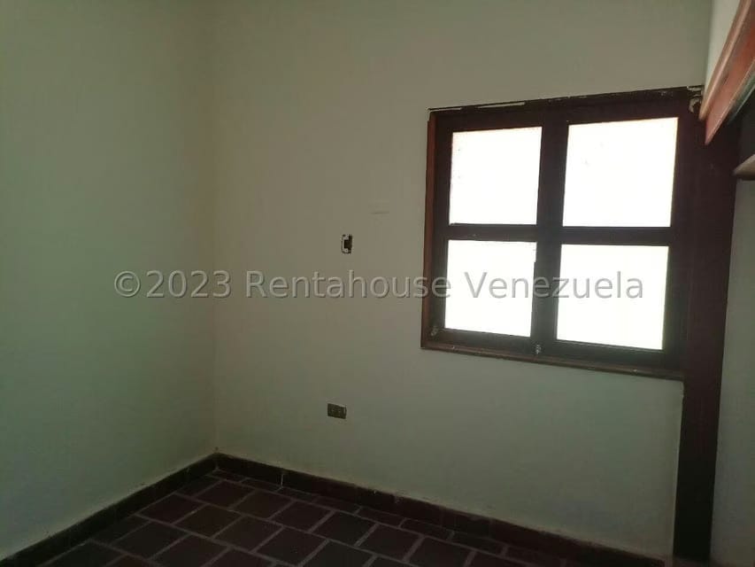 Terreno (Comercial) en Venta en Parque Caiza, Distrito Metropolitano - 15