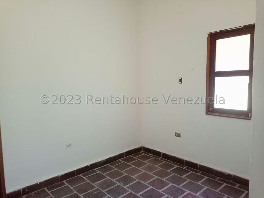 Terreno (Comercial) en Venta en Parque Caiza, Distrito Metropolitano - 17